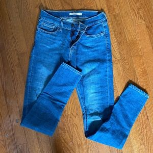 Levi 710 skinny jeans